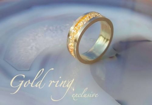 Gold 14crt. ring.